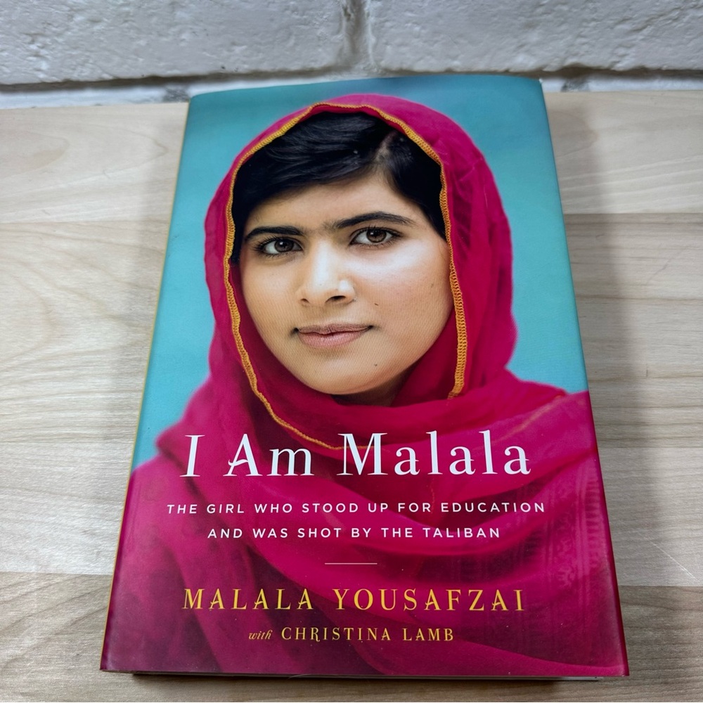 I AM MALALA by Malala Yousafzai Hardcover, GUC